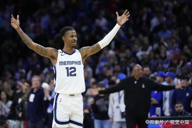 包含灰熊队大胜对手，球队队员士气高涨的词条