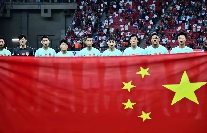 主场之争再度展开,双方实力相近 主场之争再度展开,双方实力相近