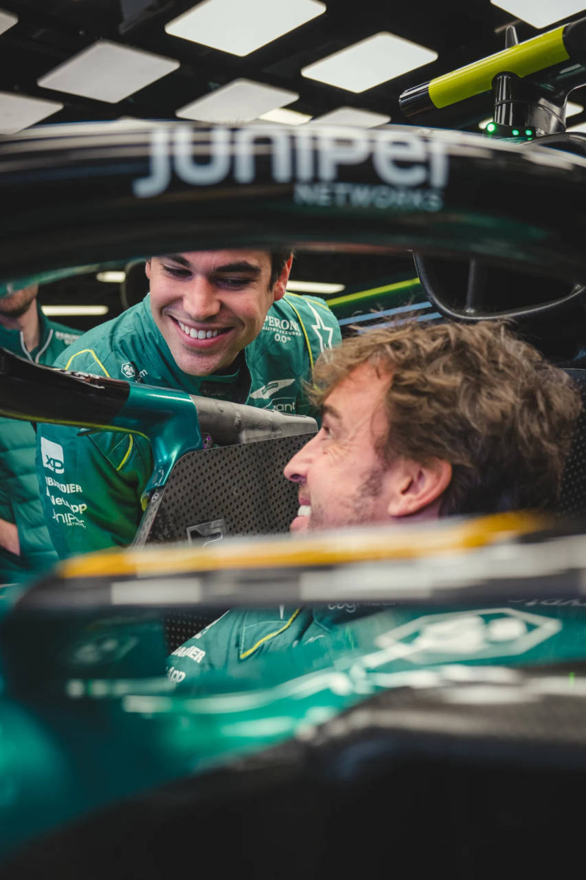 雷诺车队轻取红牛车队，阿隆索扛起全队的简单介绍