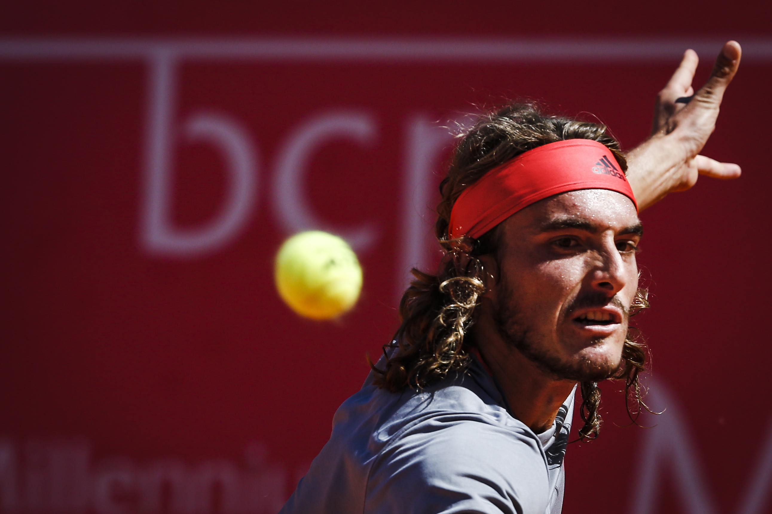 开云体育下载-关于欧洲网球队横扫美国网球队，西西帕斯高光表现的信息