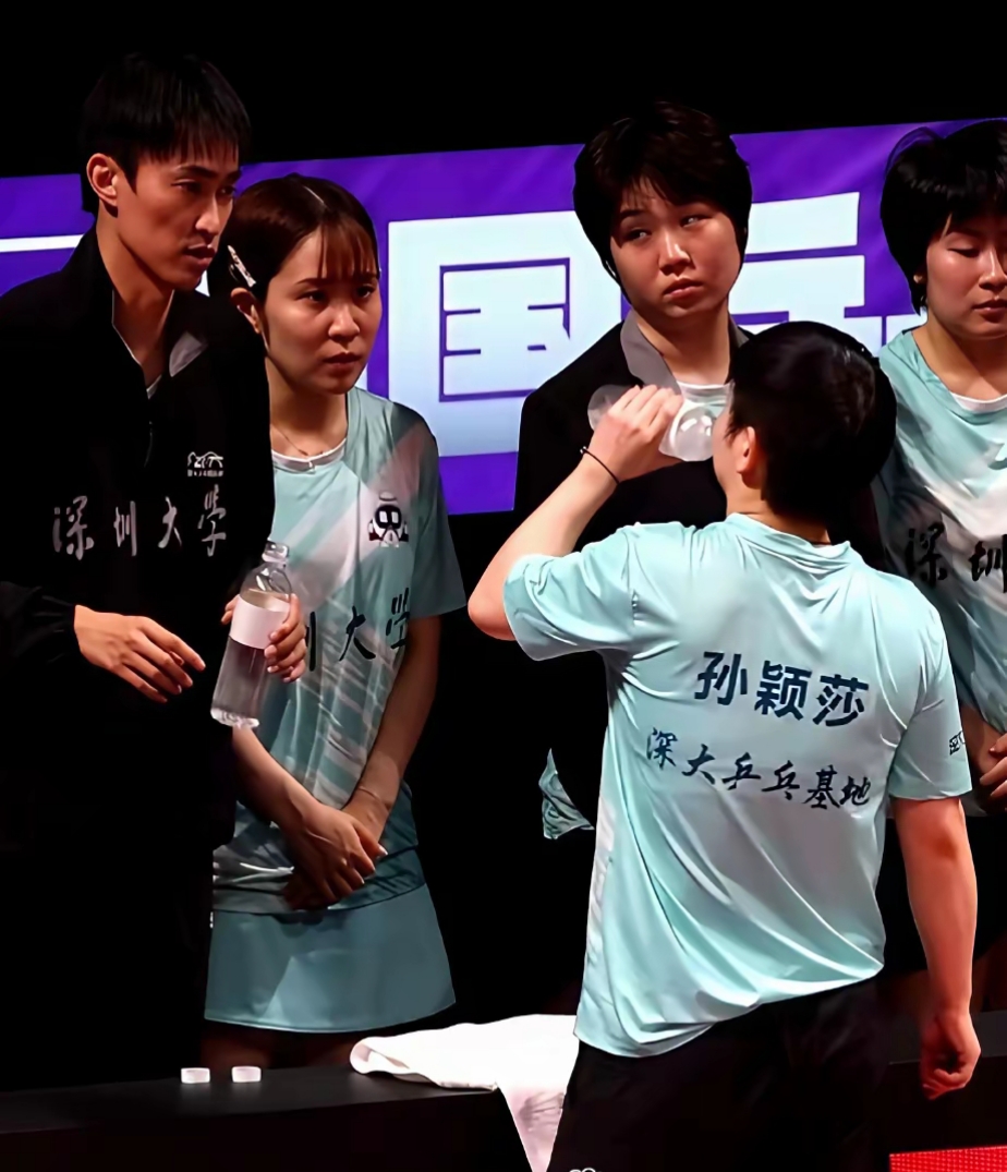 主教练斥责球员不作为,导致惨败出局 主教练斥责球员不作为,导致惨败出局