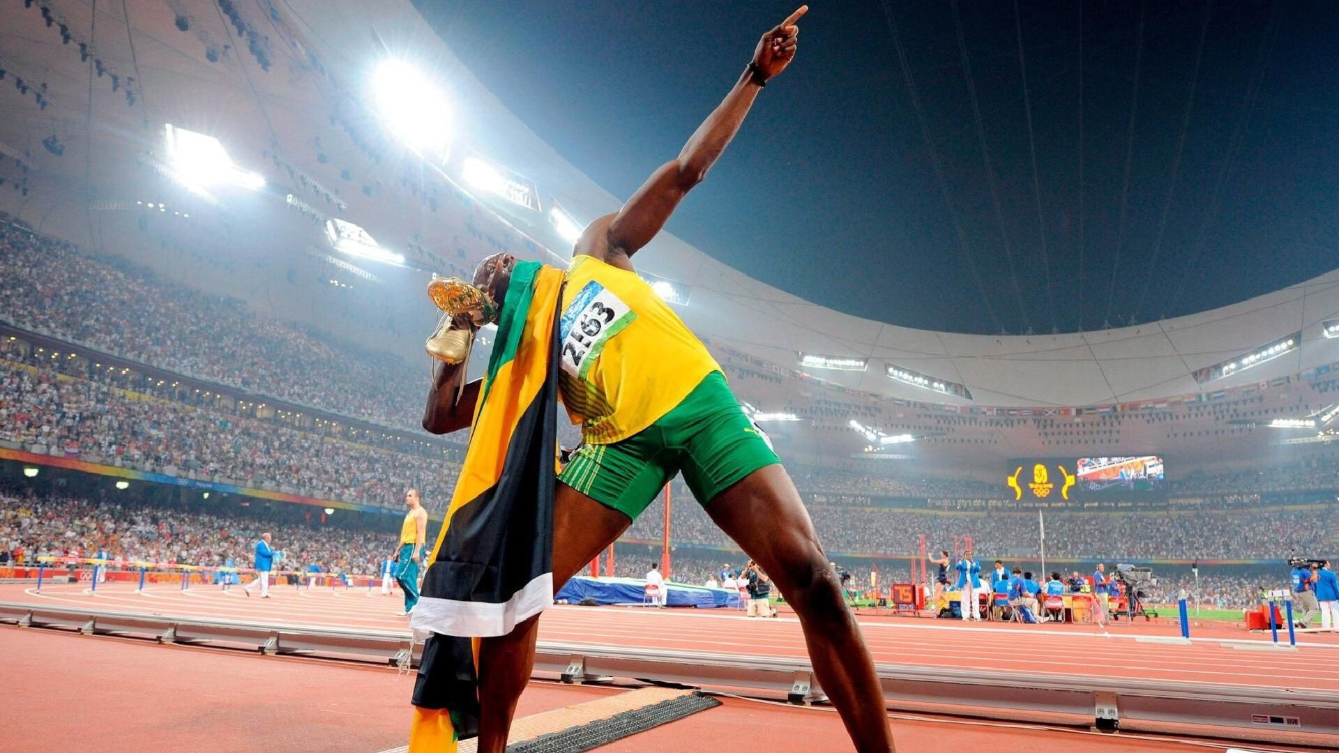 从美国行到核心位,萨内用实力击碎质疑,助拜仁横扫尤文展露冠军相