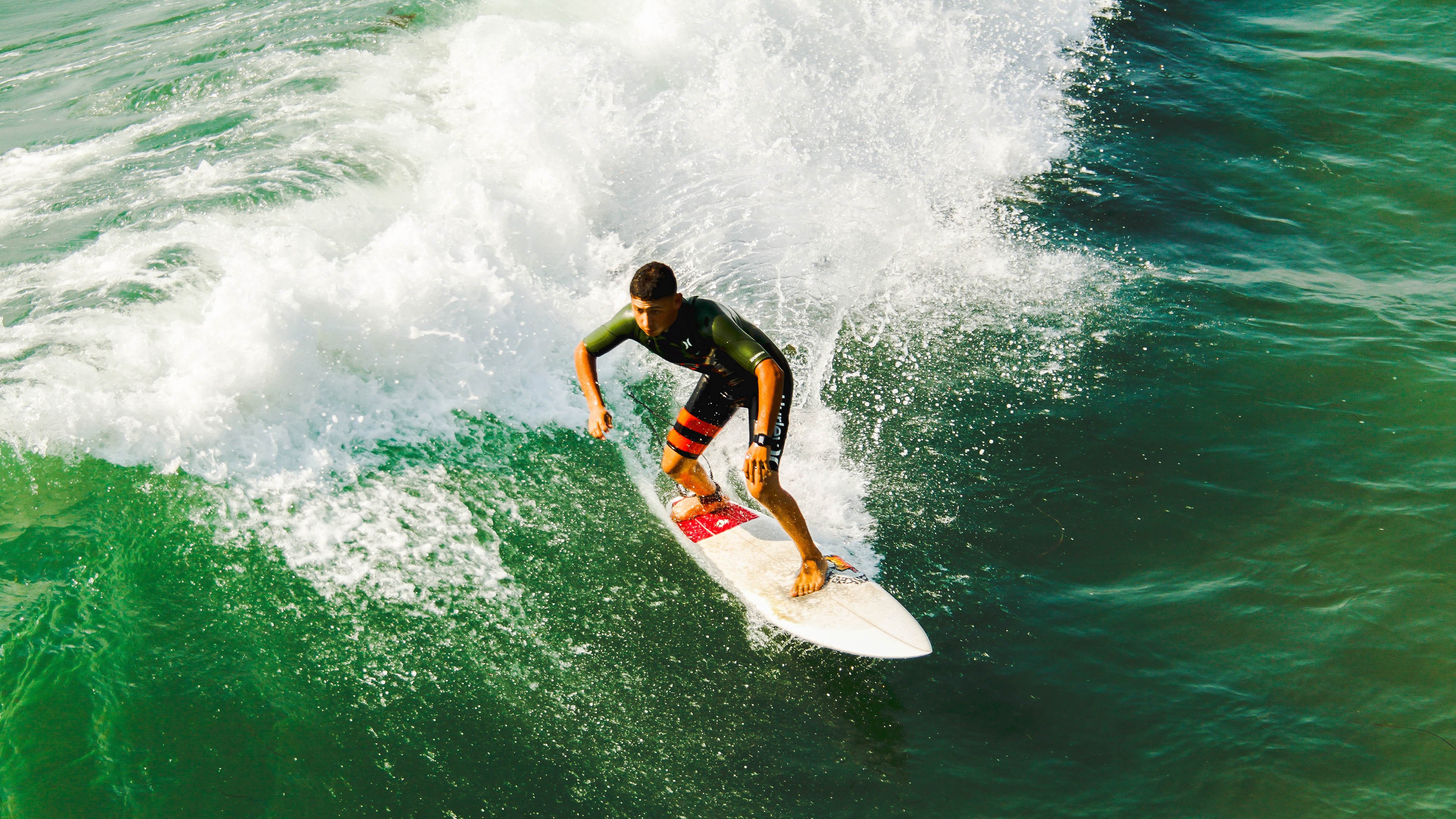 乒乓外交新篇，许昕惊艳四座，日本队碾压波兰队背后的亚洲崛起