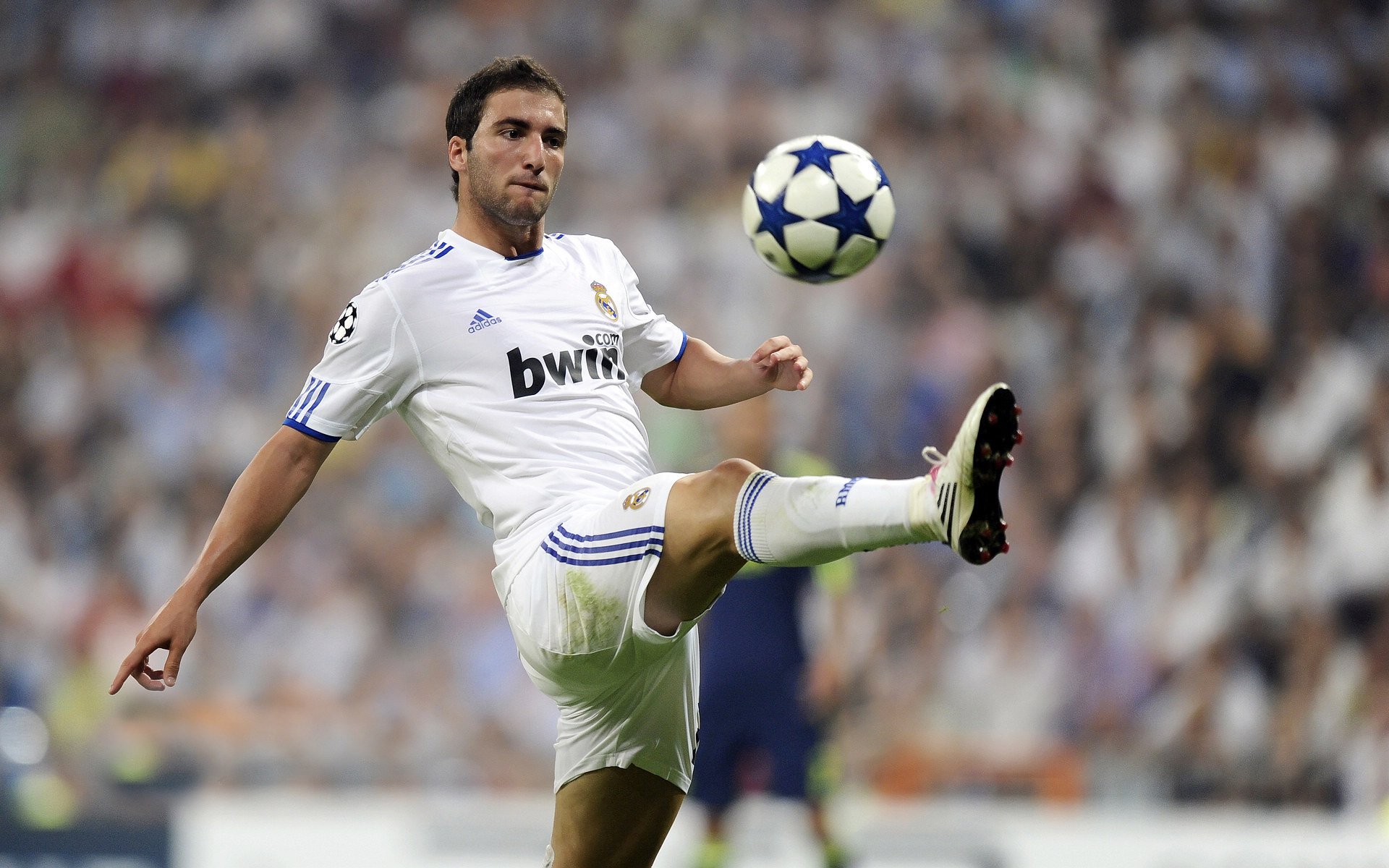 西甲国家德比之夜，切特惊艳四座，改写历史的年轻传奇